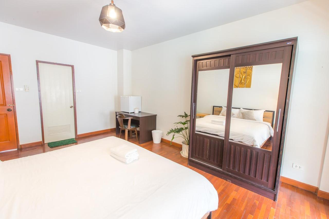 The Little Siri Otel Chiang Mai Dış mekan fotoğraf