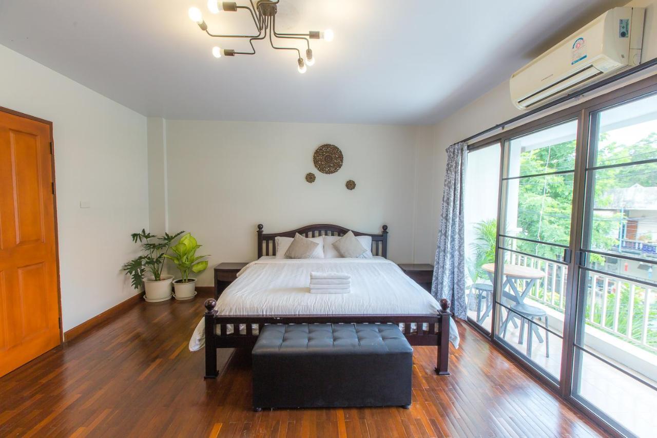 The Little Siri Otel Chiang Mai Dış mekan fotoğraf
