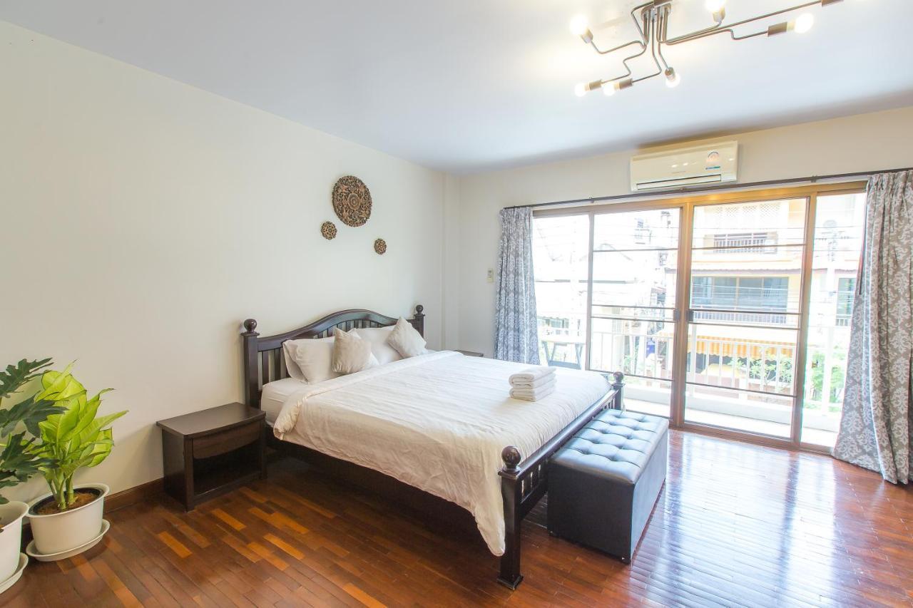 The Little Siri Otel Chiang Mai Dış mekan fotoğraf