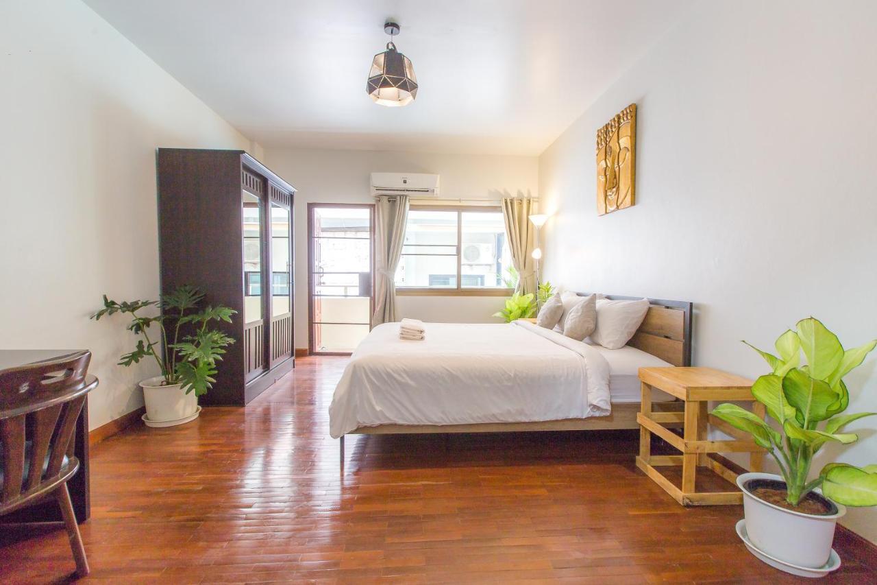 The Little Siri Otel Chiang Mai Dış mekan fotoğraf