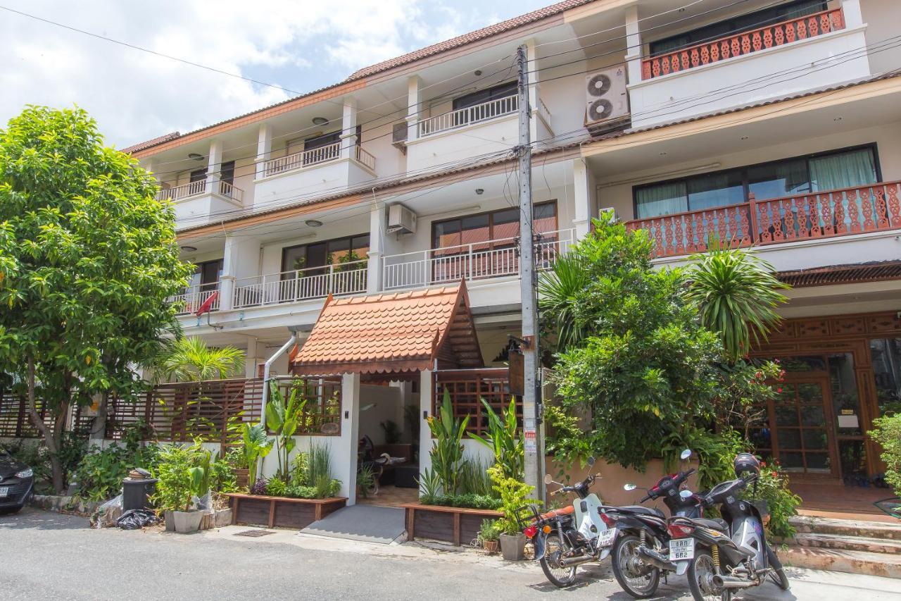 The Little Siri Otel Chiang Mai Dış mekan fotoğraf