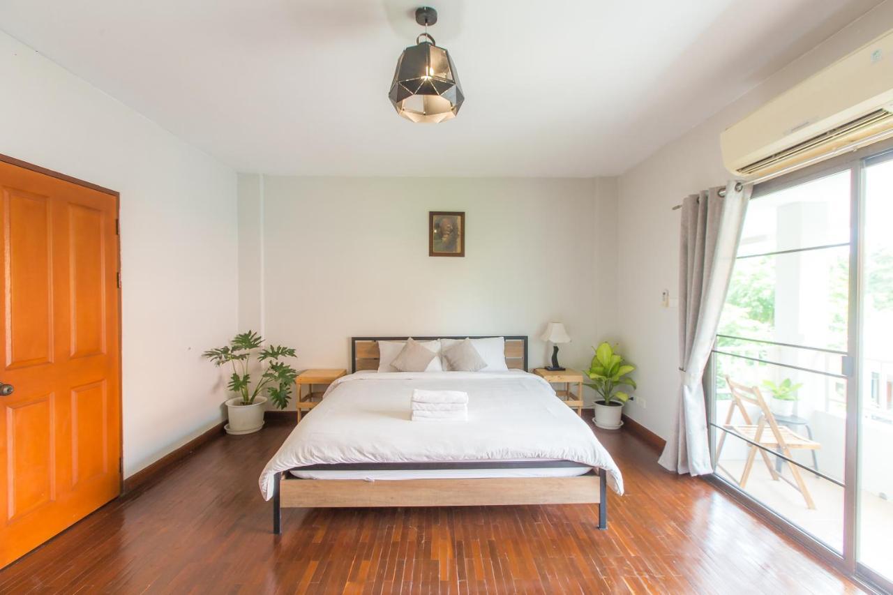 The Little Siri Otel Chiang Mai Dış mekan fotoğraf