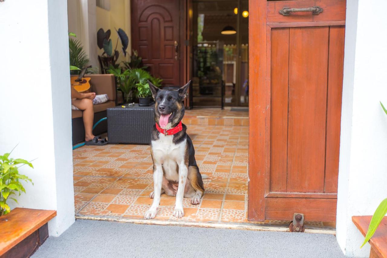 The Little Siri Otel Chiang Mai Dış mekan fotoğraf