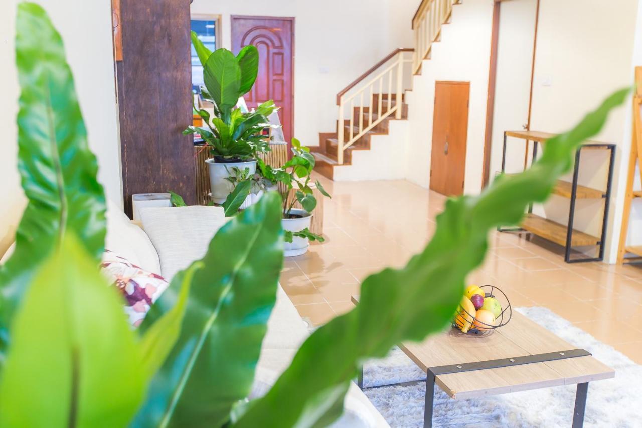 The Little Siri Otel Chiang Mai Dış mekan fotoğraf