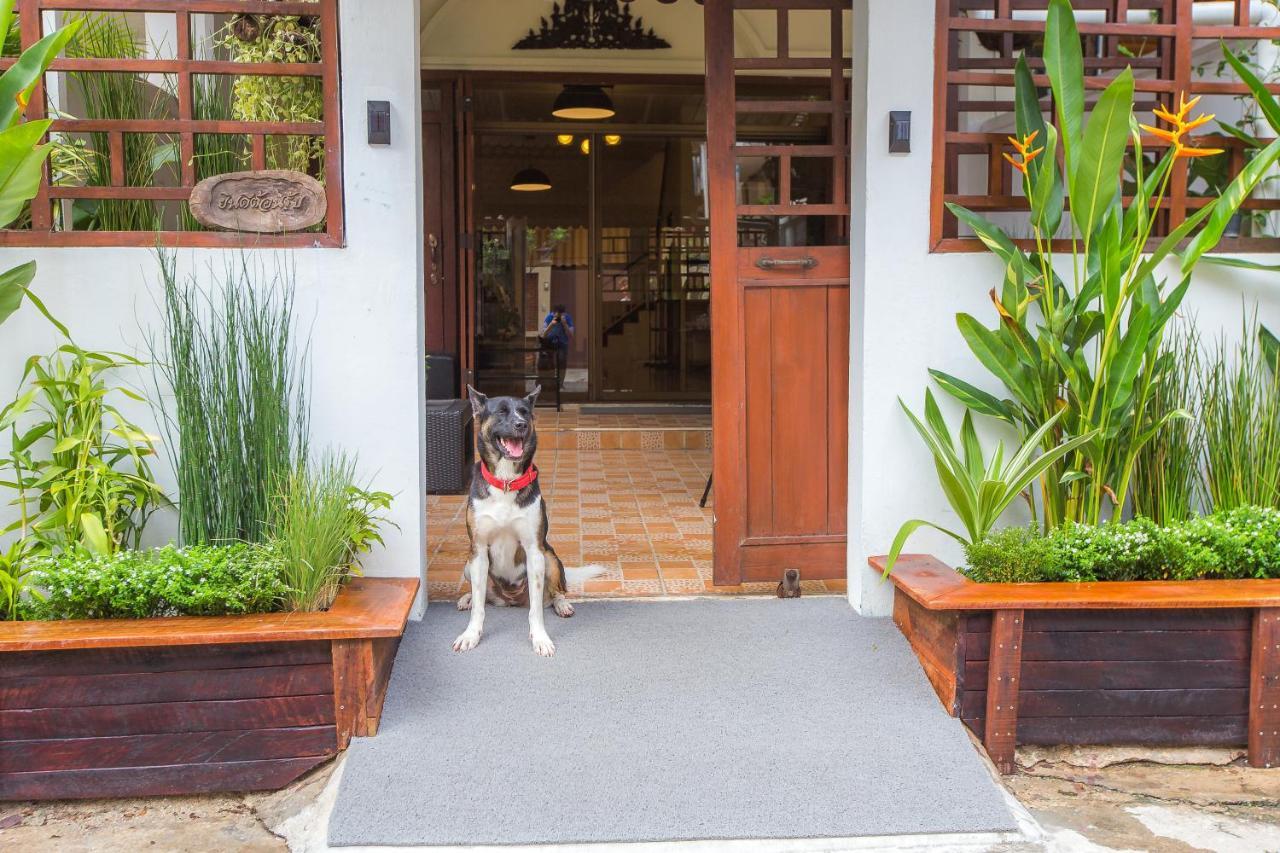 The Little Siri Otel Chiang Mai Dış mekan fotoğraf