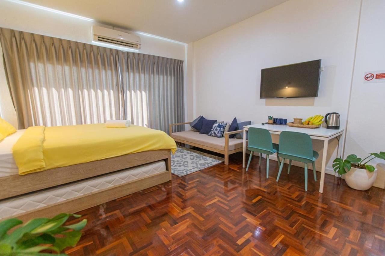 The Little Siri Otel Chiang Mai Dış mekan fotoğraf